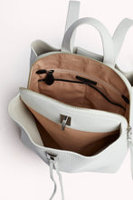 Load image into Gallery viewer, Darren Medium Backpack