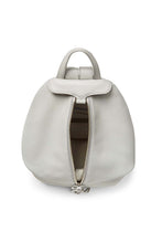 Load image into Gallery viewer, Julian Backpack
