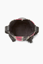 Load image into Gallery viewer, Serra Bucket
