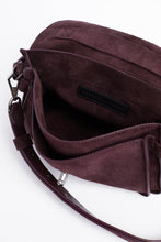 Load image into Gallery viewer, Small Darren Messenger
