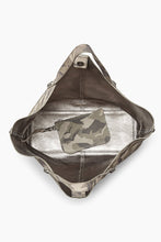 Load image into Gallery viewer, Medium Unlined Tote
